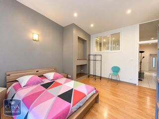  Appartement à louer 4 pièces 78 m²