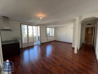  Appartement à louer 3 pièces 63 m²