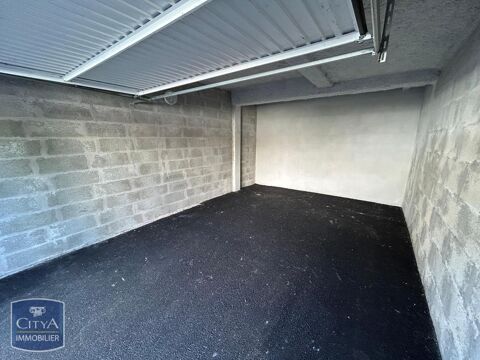  Parking / Garage  louer 