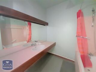  Appartement à louer 3 pièces 66 m²