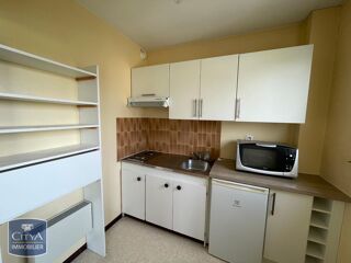  Appartement à louer 1 pièce 37 m²