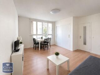  Appartement à louer 1 pièce 31 m²
