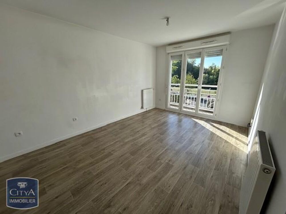 location Appartement - 3 pièce(s) - 51 m² Corbeil-Essonnes (91100)