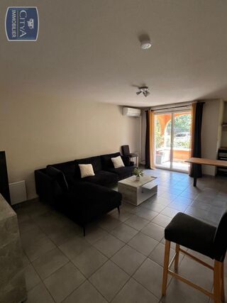  Appartement à louer 2 pièces 43 m²