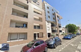 Appartement à louer 2 pièces 55 m²