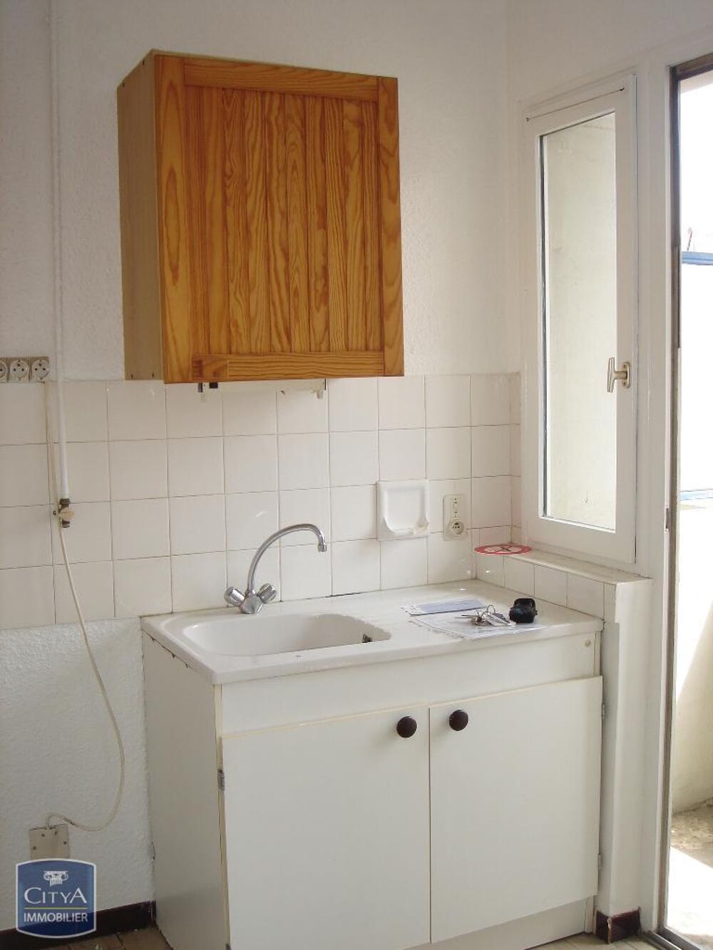 À LOUER : Appartement de type 1P+C situé à Grenoble, dan....
