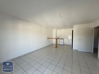  Appartement à louer 2 pièces 49 m²