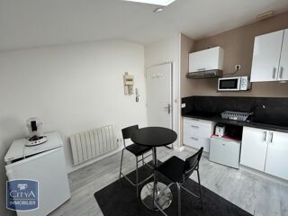  Appartement à louer 1 pièce 14 m²