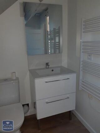  Appartement à louer 2 pièces 33 m²
