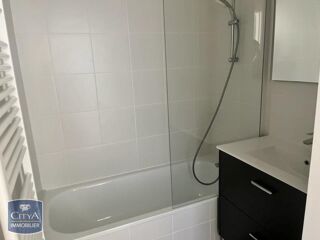  Appartement à louer 3 pièces 63 m²