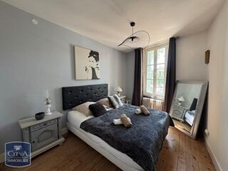  Maison à louer 6 pièces 155 m²