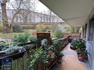  Appartement à louer 2 pièces 50 m²