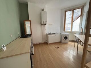  Appartement à louer 2 pièces 68 m²