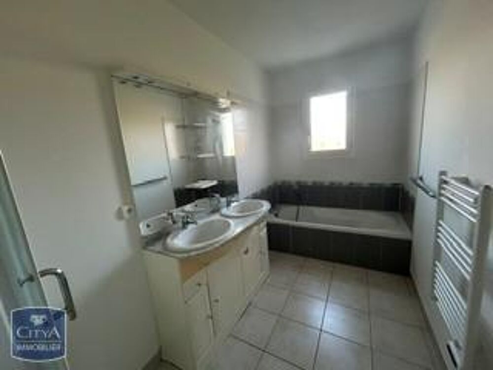 location Maison - 5 pièce(s) - 100 m² Mazères (09270)