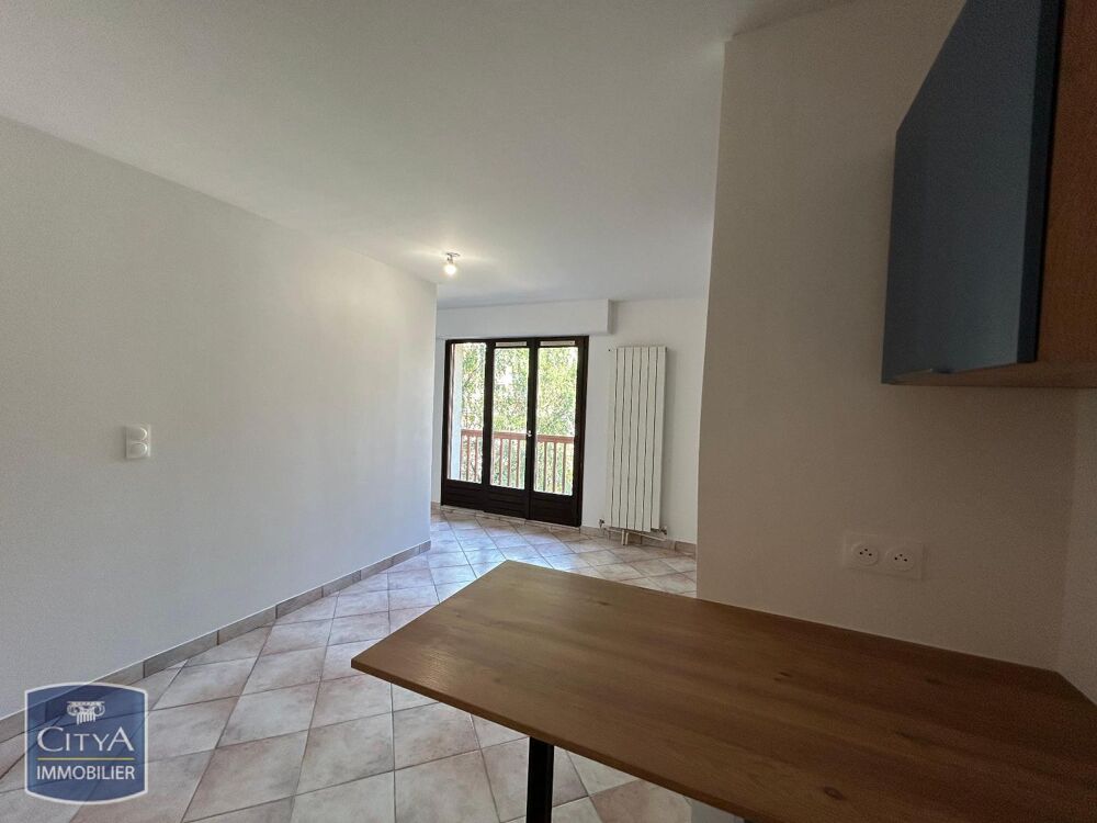 location Appartement - 2 pièce(s) - 34 m² Chambéry (73000)