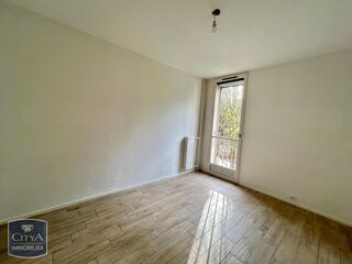  Appartement � louer 3 pi�ces 77 m�