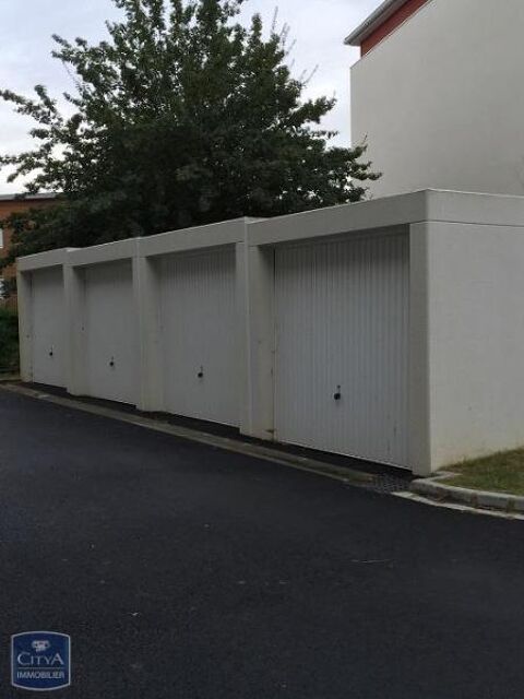  Parking / Garage  louer 13 m
