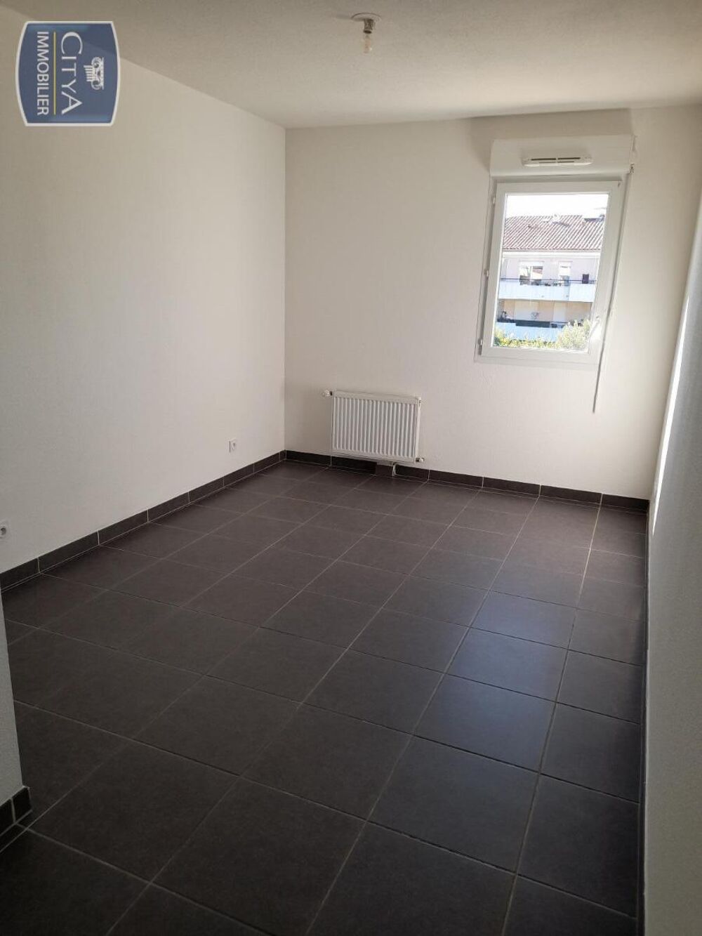 location Appartement - 3 pièce(s) - 60 m² Le Luc (83340)
