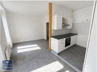  Appartement à louer 4 pièces 95 m²