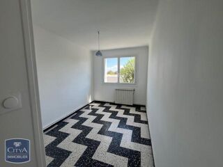  Appartement à louer 3 pièces 65 m²