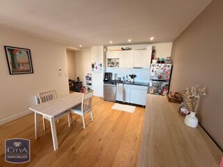  Appartement à louer 3 pièces 74 m²