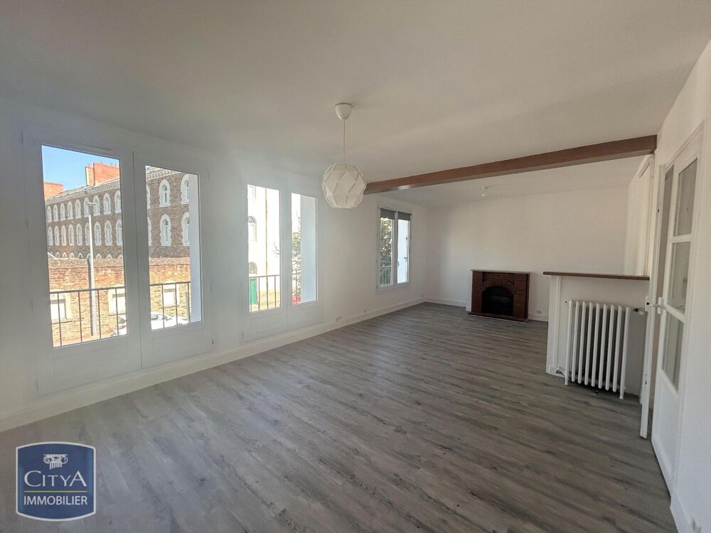 A LOUER - APPARTEMENT T5 AVEC GARAGE PARKING EXTERIEUR E....