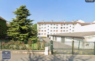  Appartement à louer 5 pièces 77 m²