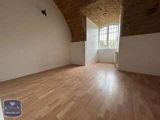  Appartement � louer 3 pi�ces 77 m�