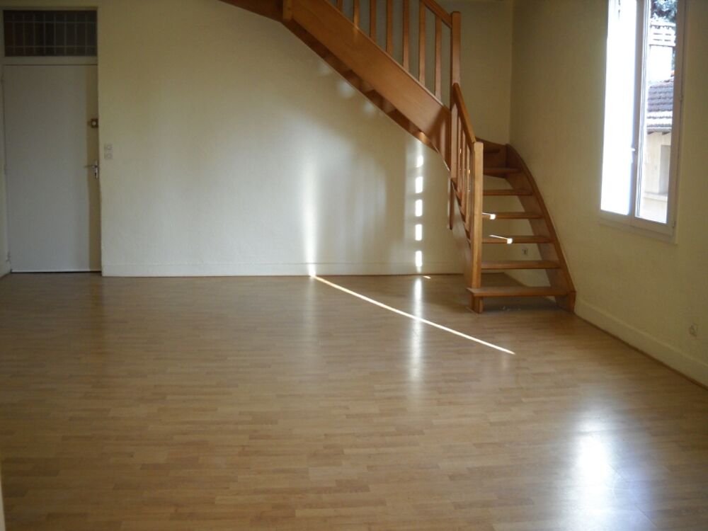 location Appartement - 4 pièce(s) - 94 m² Saint-Just-Saint-Rambert (42170)
