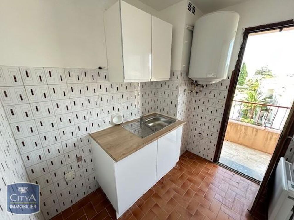 location Appartement - 2 pièce(s) - 44 m² Sanary-sur-Mer (83110)