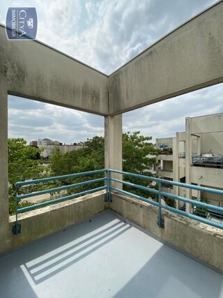  Appartement à louer 2 pièces 46 m²