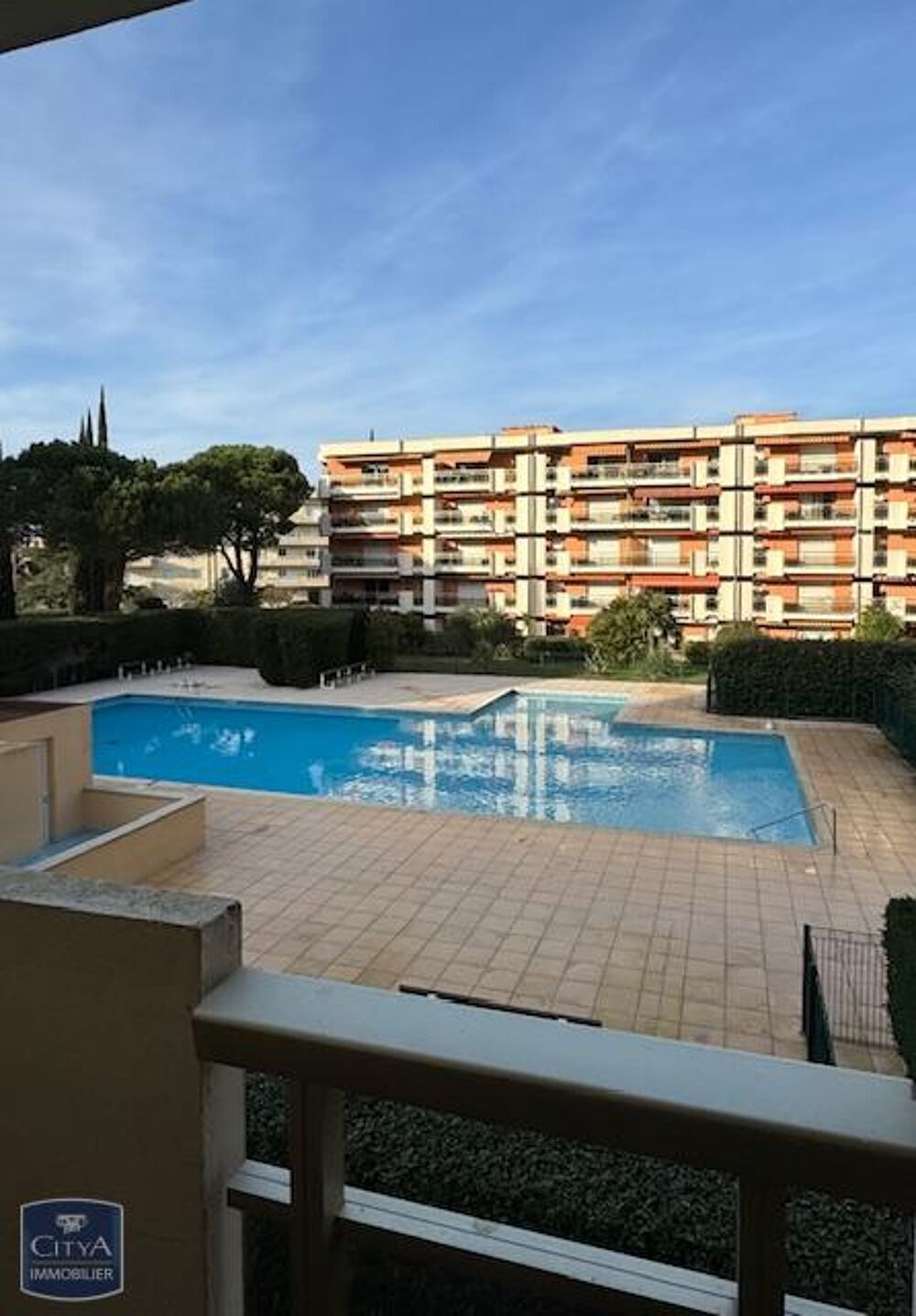 location Appartement - 3 pièce(s) - 70 m² Saint-Raphaël (83700)