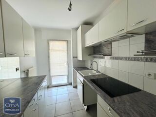  Appartement à louer 3 pièces 78 m²