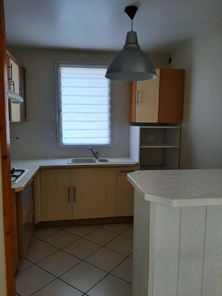  Appartement à louer 3 pièces 59 m²