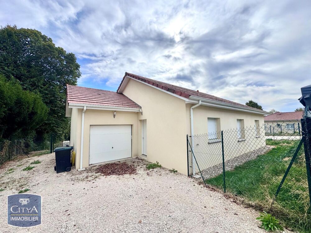 À LOUER : Découvrez cette magnifique maison T4 située à ....
