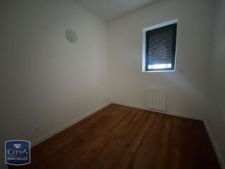  Appartement à louer 2 pièces 32 m²