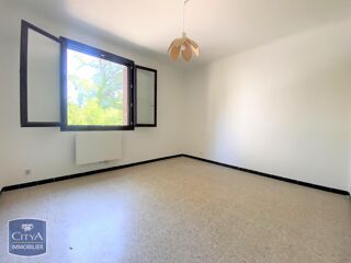  Appartement à louer 3 pièces 78 m²