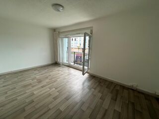  Appartement à louer 3 pièces 54 m²