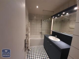 Appartement à louer 3 pièces 52 m²