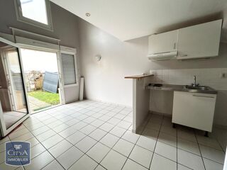  Appartement à louer 2 pièces 27 m²
