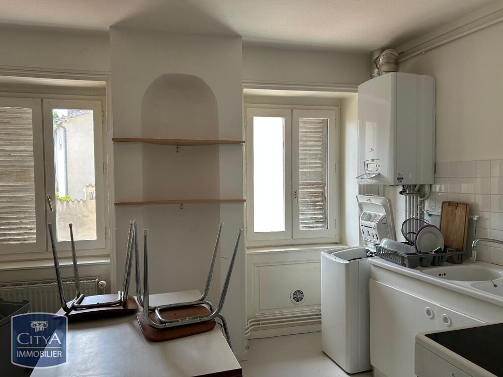 À LOUER : Appartement T3 situé à Bourg-en-Bresse, dans l....