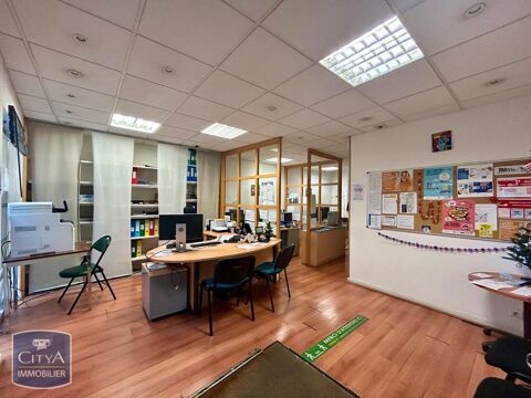 *A LOUER - LOCAL COMMERCIAL 79 M&sup2; - QUARTIER GARE - T... 2200 37000 Tours