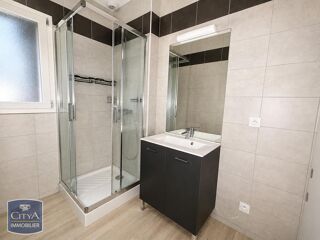  Appartement à louer 2 pièces 50 m²