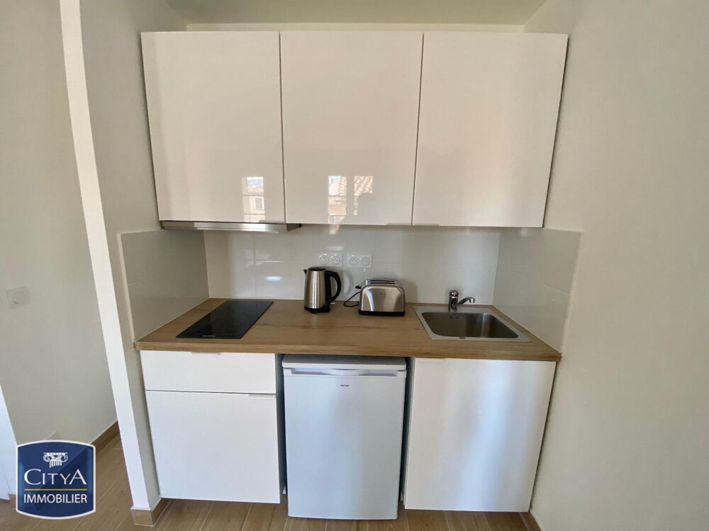 location Appartement - 1 pièce(s) - 19 m² Toulon (83000)