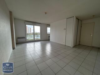  Appartement à louer 2 pièces 48 m²