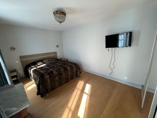  Maison à louer 8 pièces 148 m²