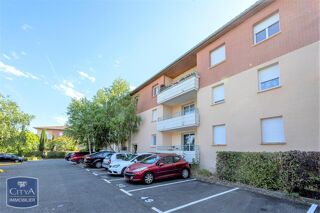  Appartement à louer 2 pièces 40 m²
