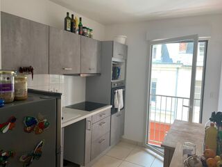  Appartement à louer 3 pièces 74 m²