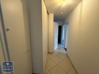  Appartement à louer 3 pièces 52 m²