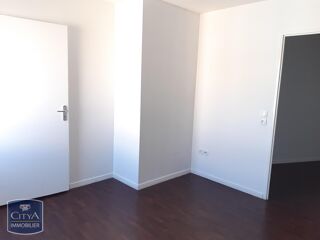  Appartement à louer 2 pièces 45 m²
